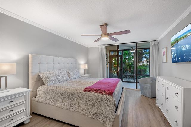 1825 Tarpon Lane 106, Vero Beach, FL 32960