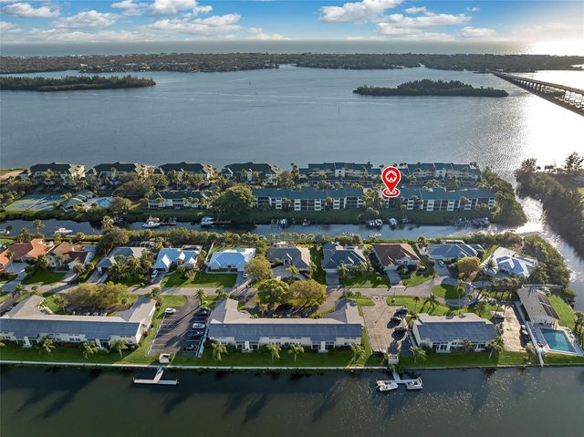 1825 Tarpon Lane 106, Vero Beach, FL 32960