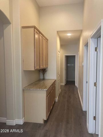 7033 W IRMA Lane, Glendale, AZ 85308