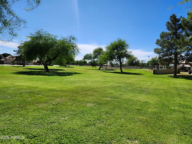 7033 W IRMA Lane, Glendale, AZ 85308