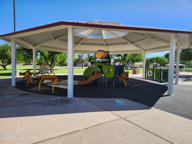 7033 W IRMA Lane, Glendale, AZ 85308