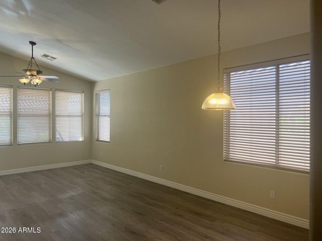 7033 W IRMA Lane, Glendale, AZ 85308