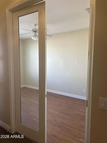 7033 W IRMA Lane, Glendale, AZ 85308