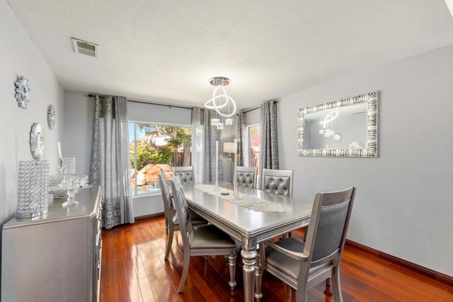 2053 Raven St, Tracy, CA 95376