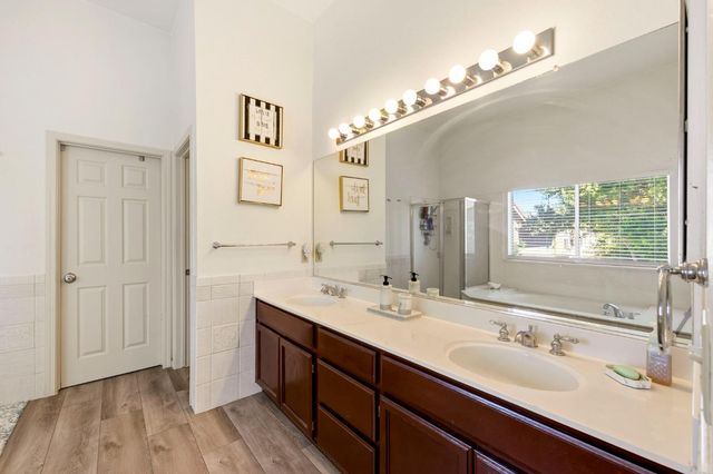 2053 Raven St, Tracy, CA 95376