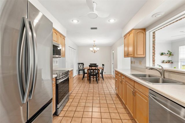 109 CARDINAL LANE, Eustis, FL 32726