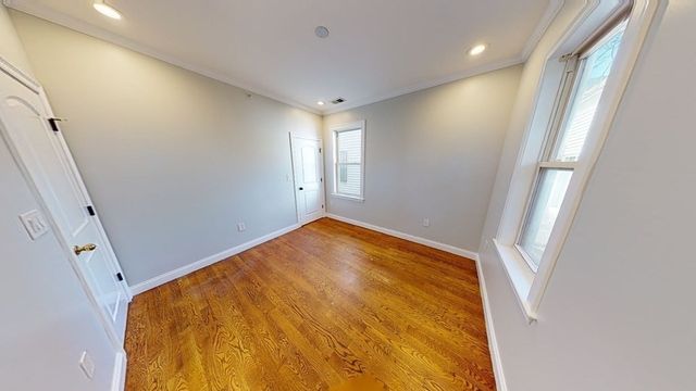 27 Chestnut Avenue 1, Boston, MA 02130