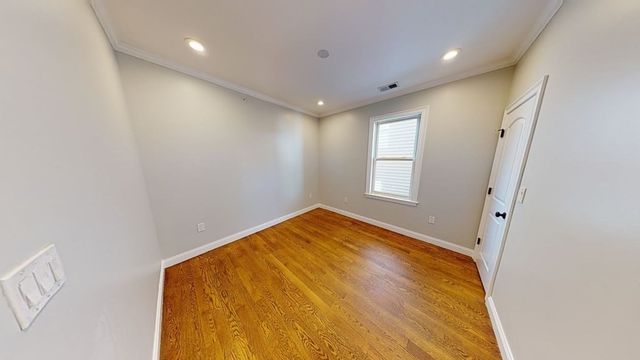 27 Chestnut Avenue 1, Boston, MA 02130