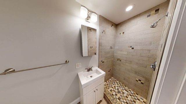 27 Chestnut Avenue 1, Boston, MA 02130