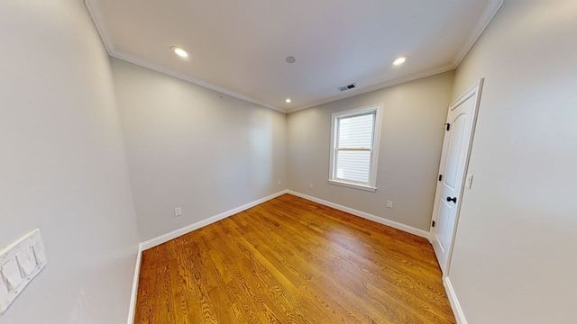 27 Chestnut Avenue 1, Boston, MA 02130