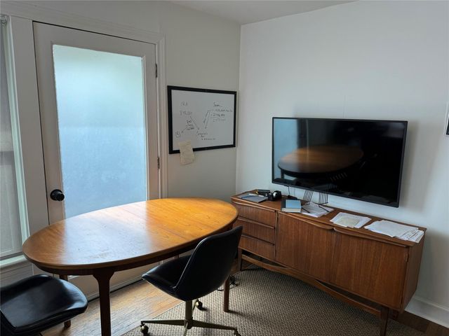 1308 Navasota ST, Austin, TX 78702