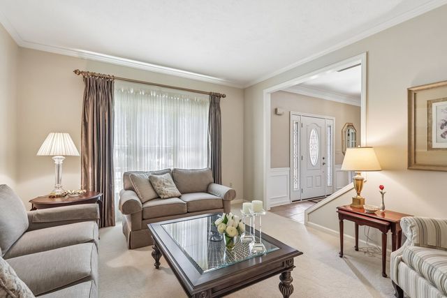 7064 Bennington Woods DRIVE, Mccandless, PA 15237