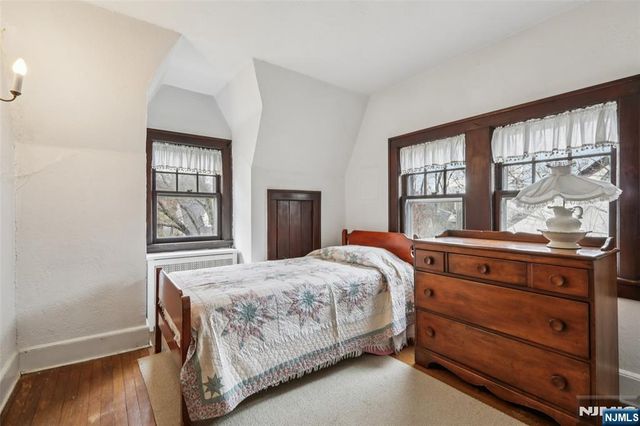 476 Alpine Terrace, Ridgewood, NJ 07450