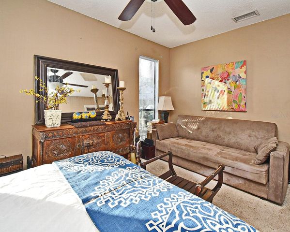 686 LAKE VILLAS DRIVE 686, Altamonte Springs, FL 32701