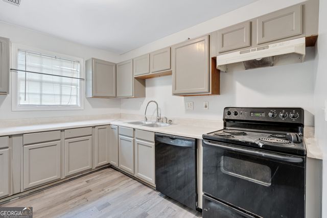 968 Sexton Drive, Stone Mountain, GA 30083