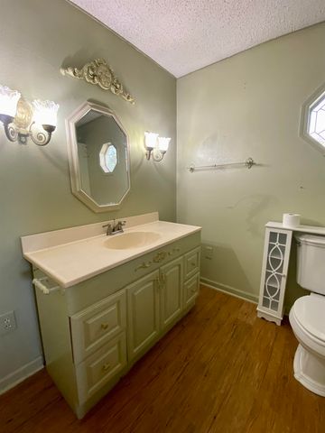 6175 NE Colin Kelly Highway, Madison, FL 32340