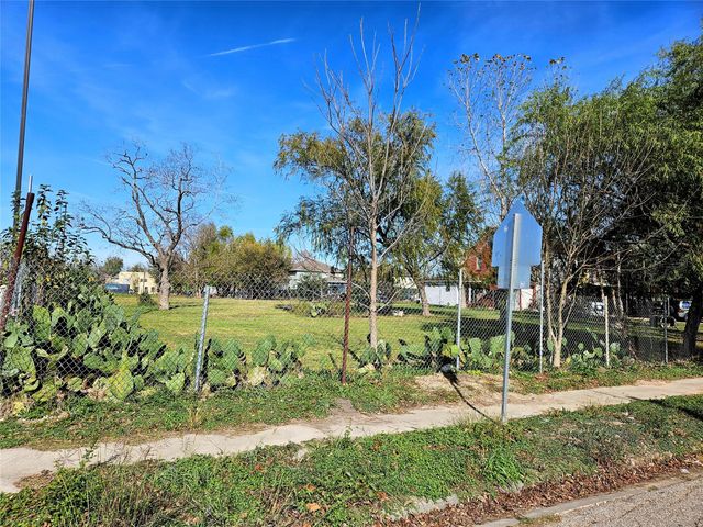 0 Dahlia Avenue, Houston, TX 77012