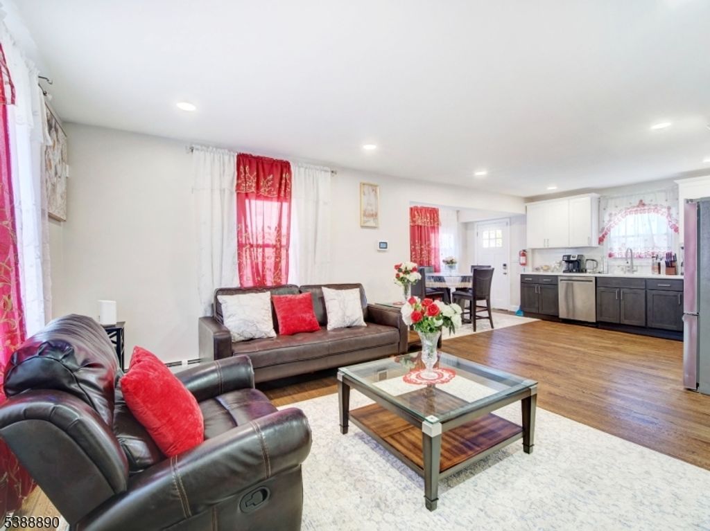 36 Orchard Pl, Irvington Twp., NJ 07111 — photo 4