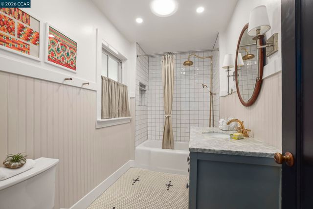 1931 Dowrelio Dr, Crockett, CA 94525