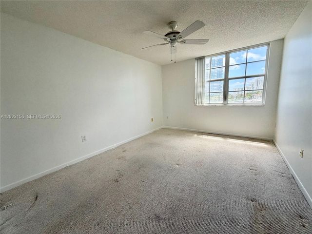 19877 E Country Club Dr 3408, Aventura, FL 33180