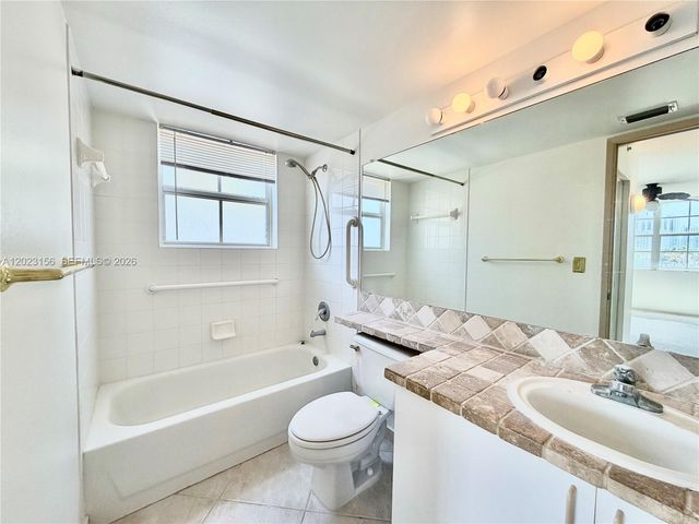 19877 E Country Club Dr 3408, Aventura, FL 33180