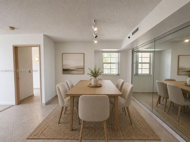 19877 E Country Club Dr 3408, Aventura, FL 33180
