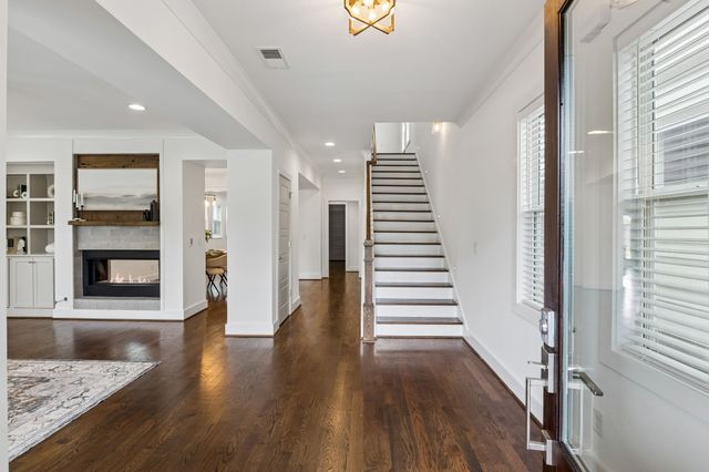 1809 McEwen Ave, Nashville, TN 37206