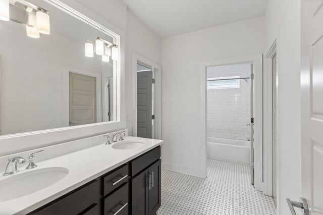 1809 McEwen Ave, Nashville, TN 37206