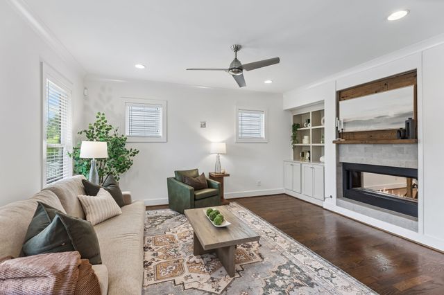 1809 McEwen Ave, Nashville, TN 37206