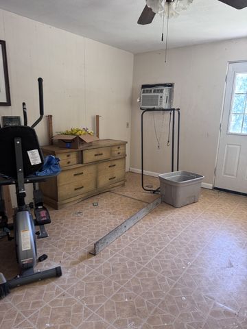 9863 Highway 13, Erin, TN 37061