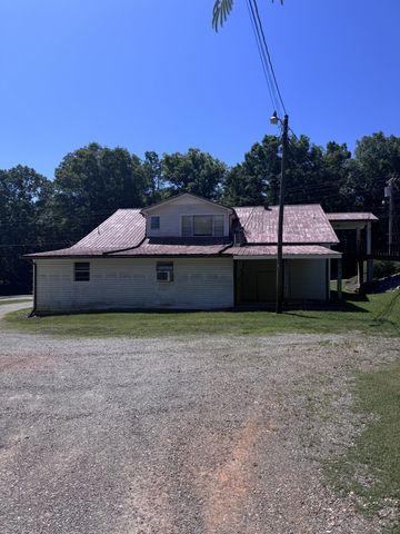 9863 Highway 13, Erin, TN 37061