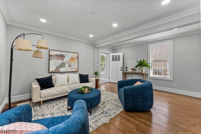 579 Newark Ave, Kenilworth Boro, NJ 07033