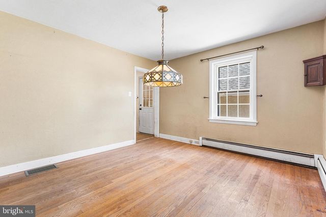 42 PARK AVE, Lansdale, PA 19446