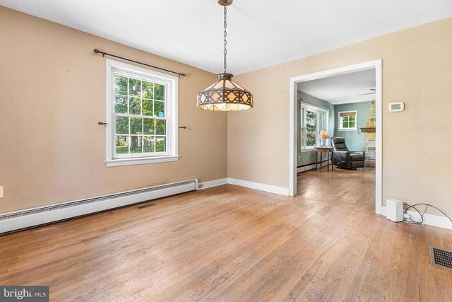 42 PARK AVE, Lansdale, PA 19446