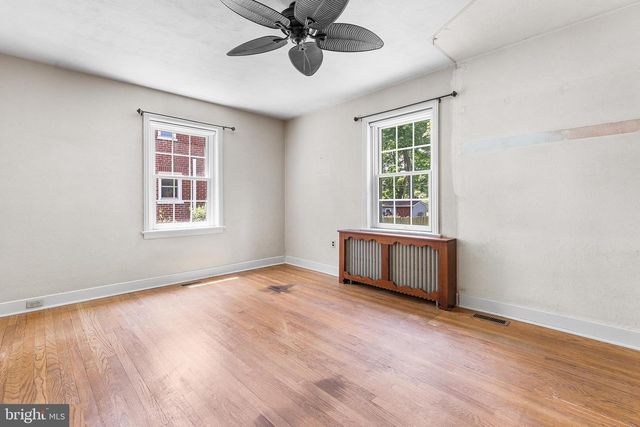 42 PARK AVE, Lansdale, PA 19446