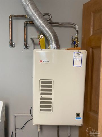 414 N D St, Pensacola, FL 32501