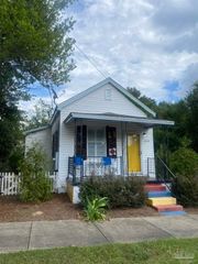 414 N D St, Pensacola, FL 32501