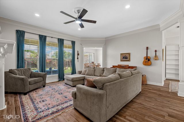 212 Woodrun Place, Bossier City, LA 71111