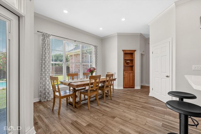 212 Woodrun Place, Bossier City, LA 71111