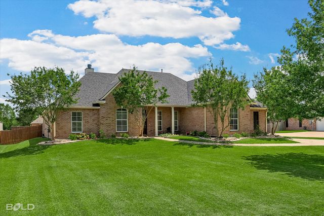 212 Woodrun Place, Bossier City, LA 71111