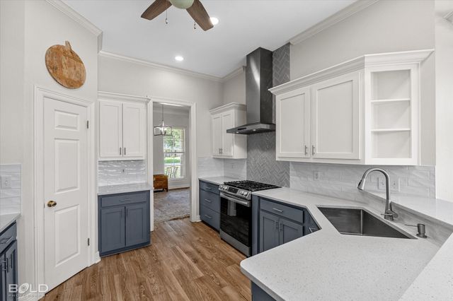 212 Woodrun Place, Bossier City, LA 71111