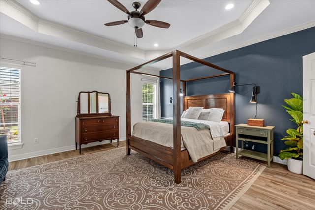 212 Woodrun Place, Bossier City, LA 71111