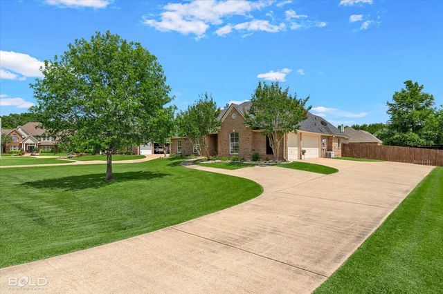 212 Woodrun Place, Bossier City, LA 71111