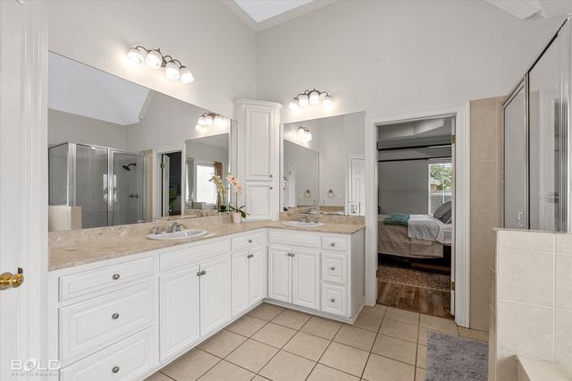 212 Woodrun Place, Bossier City, LA 71111
