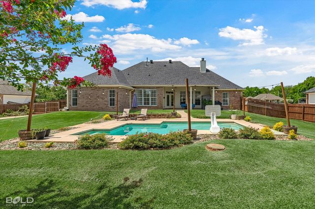 212 Woodrun Place, Bossier City, LA 71111