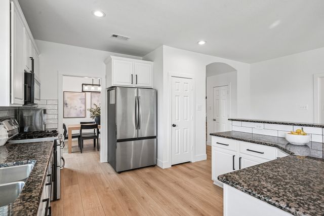 401 Peek Drive, Fate, TX 75087
