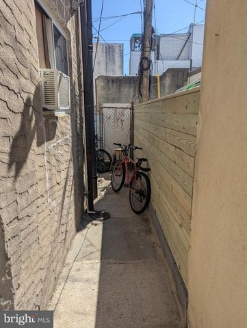 1173 S 10TH ST, Philadelphia, PA 19147