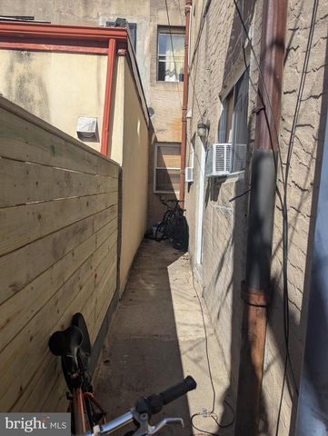 1173 S 10TH ST, Philadelphia, PA 19147