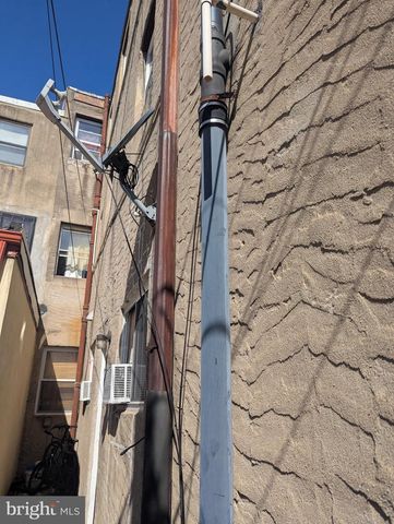 1173 S 10TH ST, Philadelphia, PA 19147