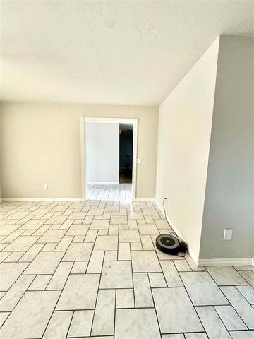 3142 SW Post Oak Dr, Cache, OK 73527
